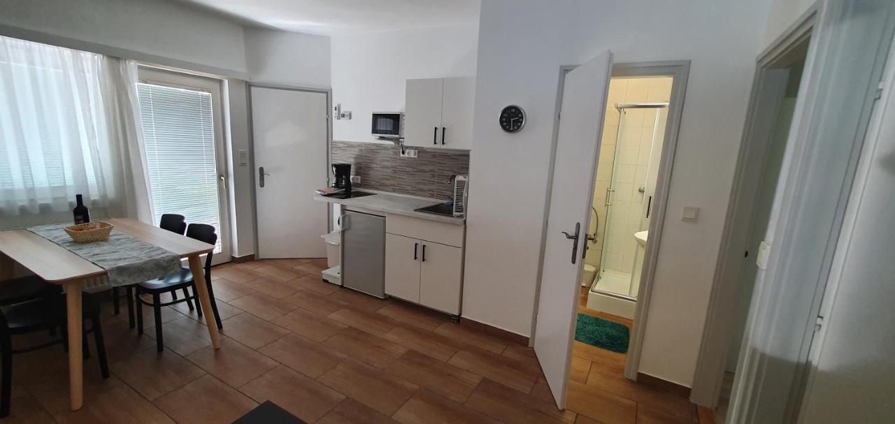 Forrest Apartman Gyenesdiás Extérieur photo