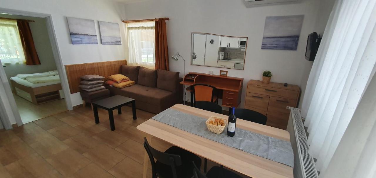 Forrest Apartman Gyenesdiás Extérieur photo